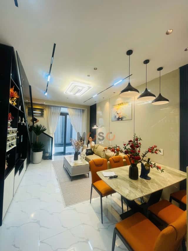 Townhouse 31.7 m² · 2 bed · Lý Thái Tổ