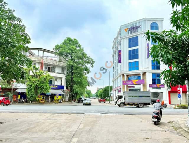 Townhouse 131.7 m² · 5 bed · đường L