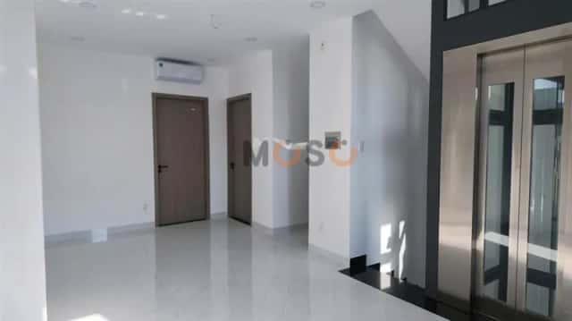 Nhà phố 233 m² · Đường Số 23