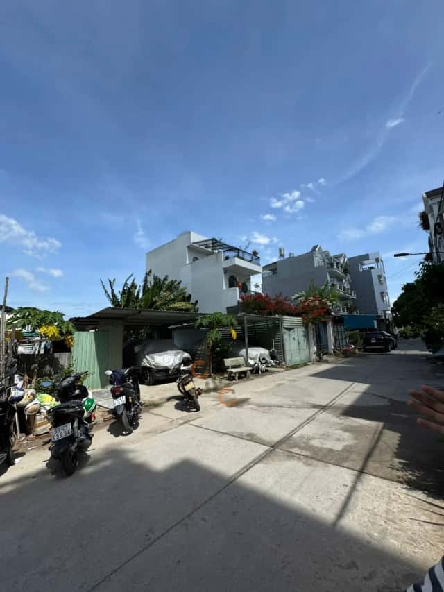 Plot of land 100 m² · Thạnh Xuân 22