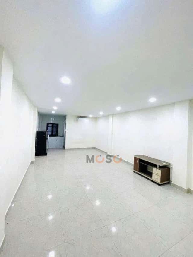 Room 40 m² · Phan Sào Nam