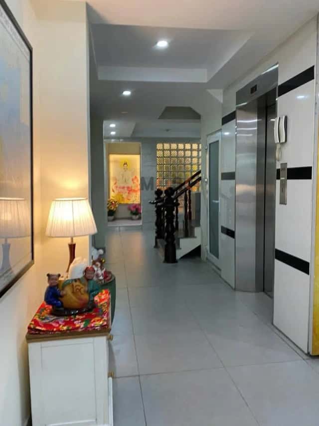 Townhouse 75 m² · 12 bed · Hà Huy Giáp
