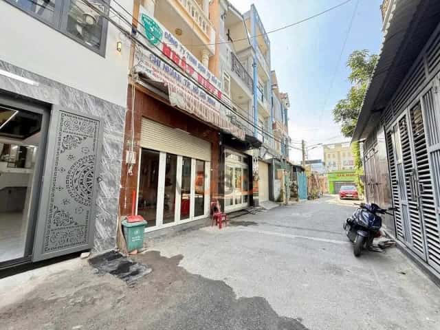 Townhouse 55.3 m² · 4 bed · Lê Thị Riêng
