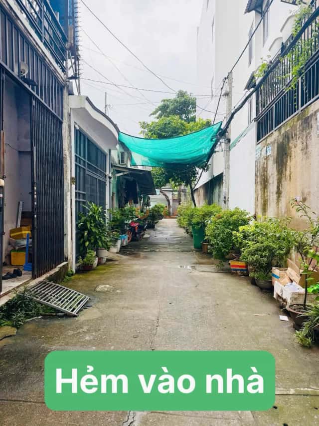 Townhouse 38.6 m² · 4 bed · đường Thạnh Lộc 16