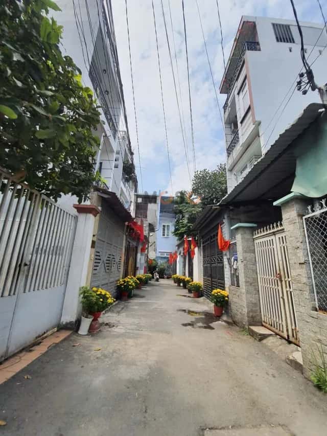 Townhouse 60.7 m² · 5 bed · đường Lê Thị Riêng