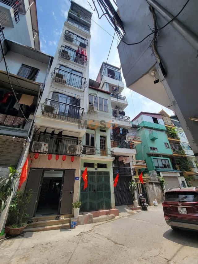 Townhouse 32.5 m² · 6 bed · Nguyễn Văn Trỗi