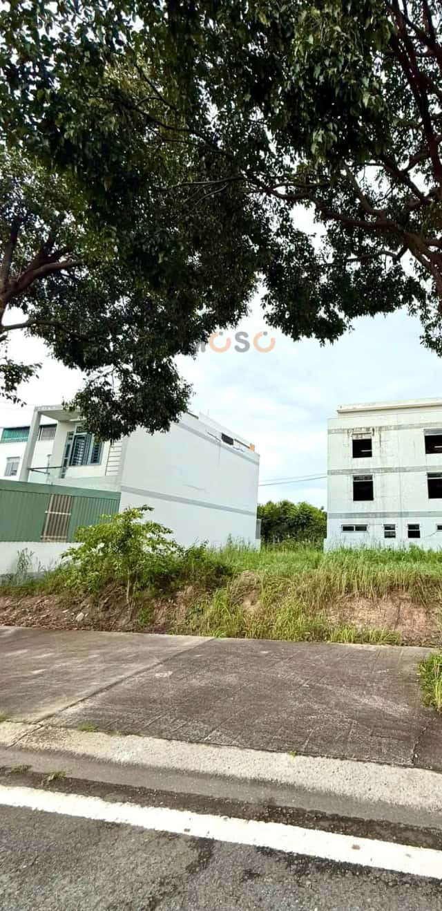 Đất 100 m² · đường D9