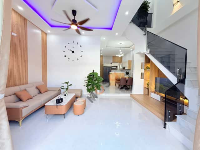 Townhouse 80 m² · 3 bed · Tô Hiệu