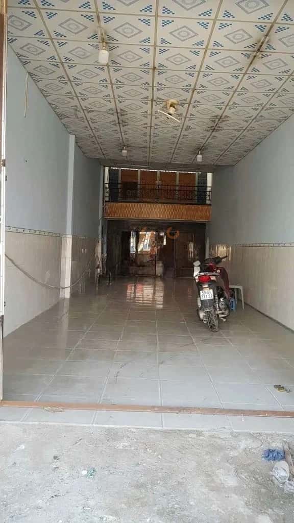 Nhà phố 90 m² · 4 PN · Hà Huy Giáp