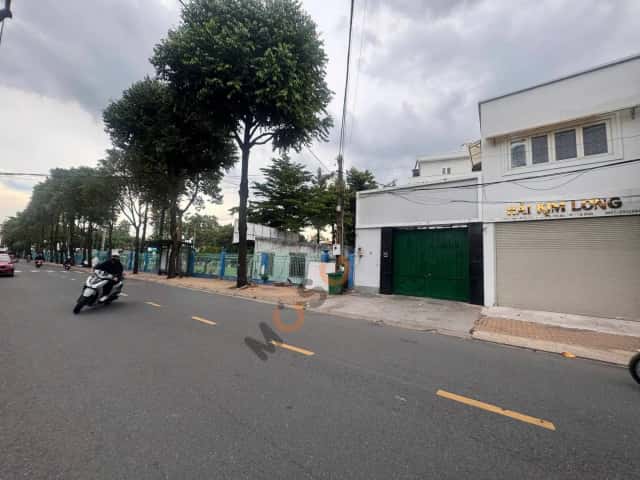 Nhà phố 496,9 m² · 5 PN · đường số 6