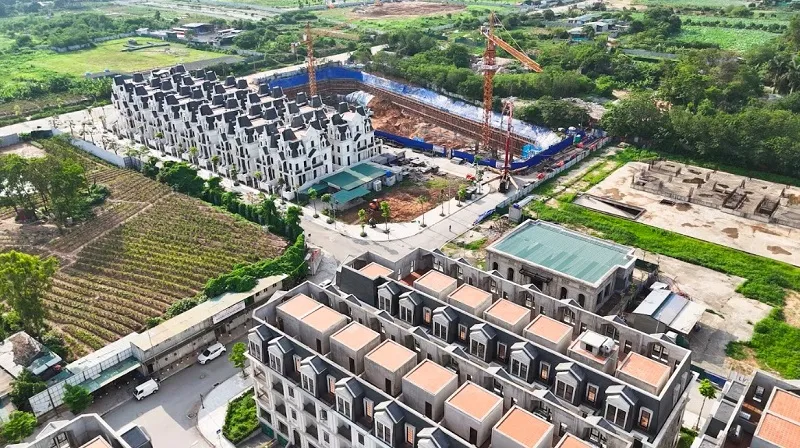 Jade Square