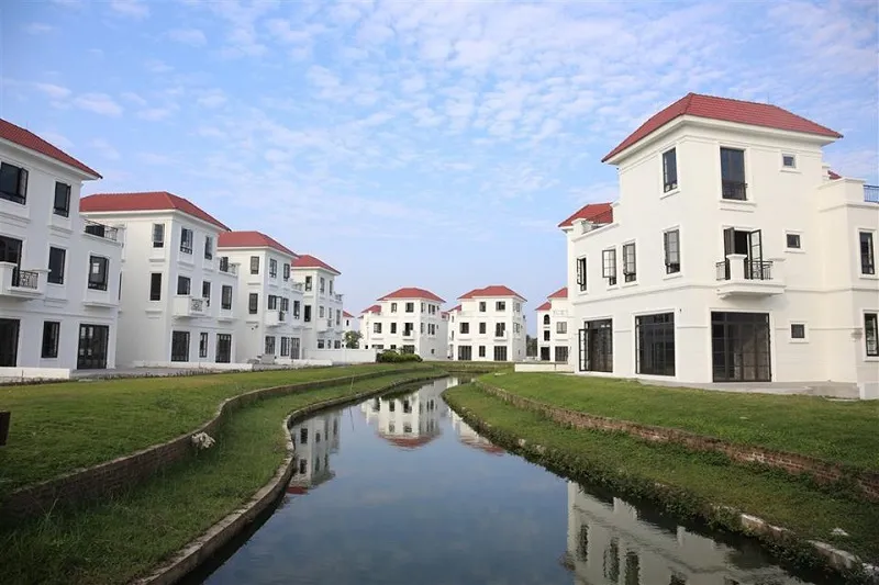 Ruby Coastal City