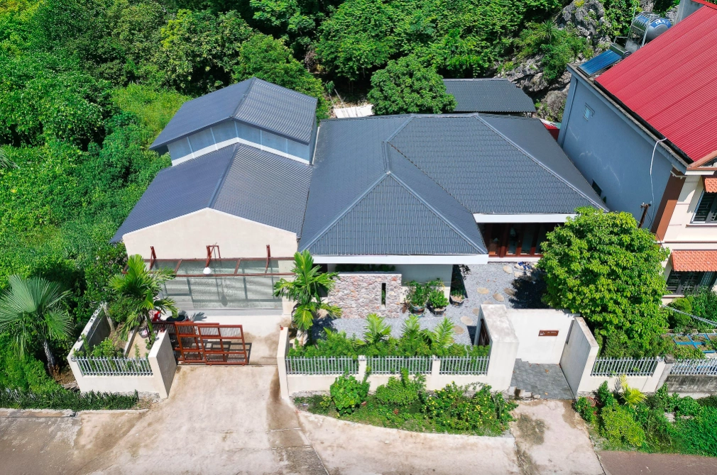 Nhà cho 3 thế hệ. Ảnh: Paul Phan