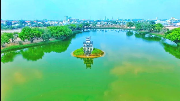 Hồ Gươm Xanh