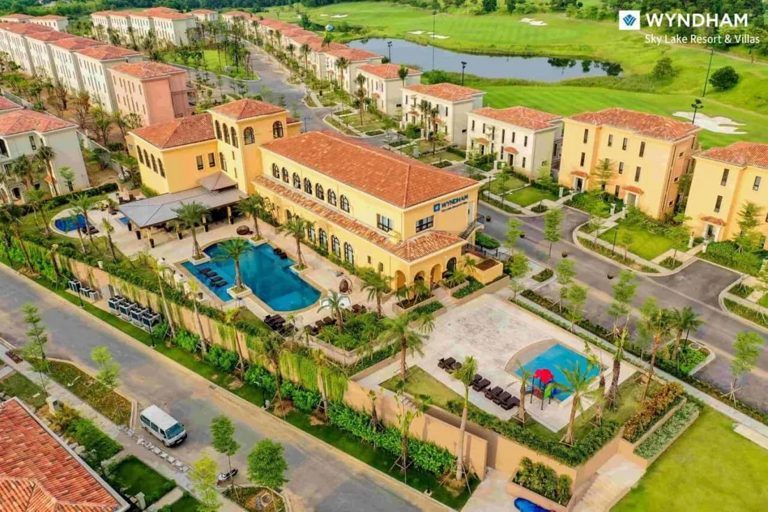 Wyndham Sky Lake Resort & Villas Chương Mỹ