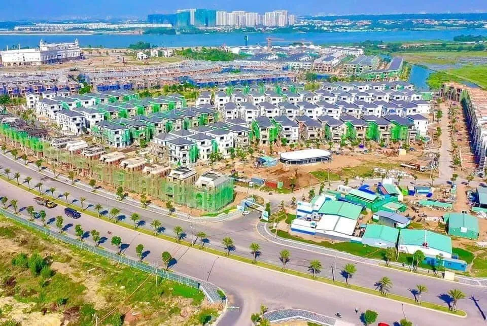 Aqua City