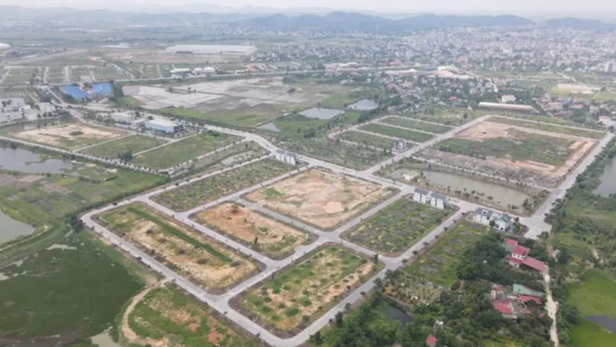 Đại Sơn Mountain Side