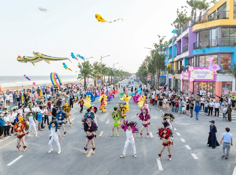 Flamingo Ibiza Hải Tiến