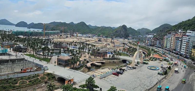 Xanh Island Cát Bà