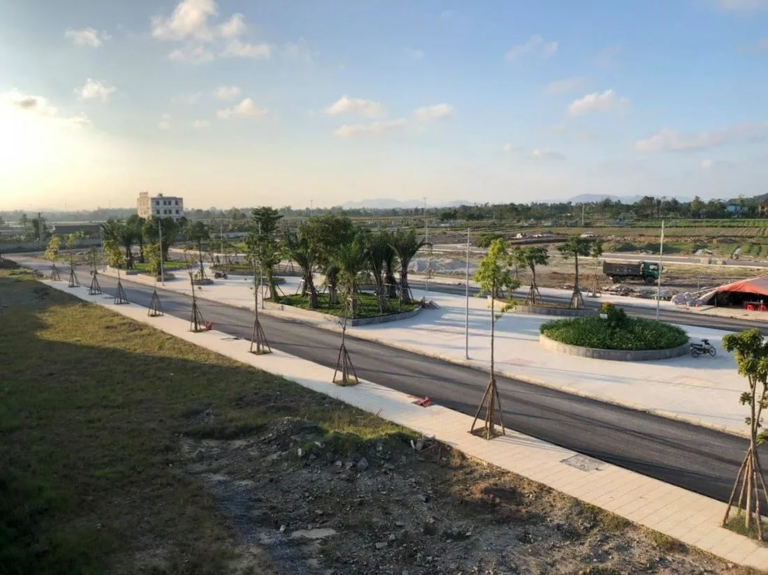Lightland Hải Tiến
