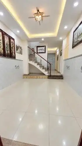 Cho thuê nhà hẻm Cách Mạng Tháng 8 Quận 10, TP.HCM – 5 phòng ngủ, giá 15 triệu Cho thuê nhà hẻm Cách Mạng Tháng 8 Quận 10, TP.HCM – 5 phòng ngủ, giá 15 triệu