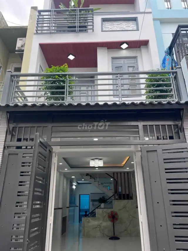 Bán nhà hẻm Đường Liên khu 4-5 Quận Bình Tân, TP.HCM – 4 phòng ngủ, giá 5.1 tỷ Bán nhà hẻm Đường Liên khu 4-5 Quận Bình Tân, TP.HCM – 4 phòng ngủ, giá 5.1 tỷ