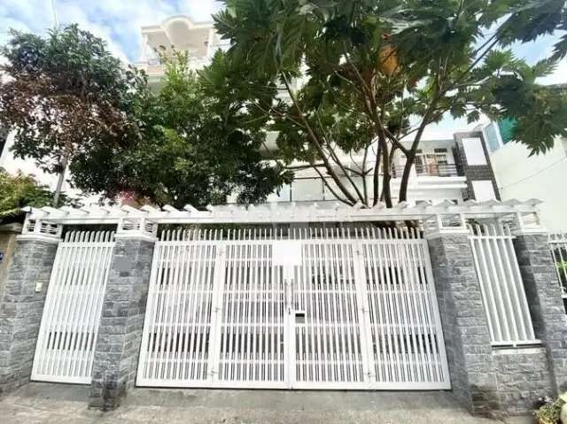 Cho thuê nhà hẻm Hà Thanh Nha Trang, Khánh Hòa – 6 phòng ngủ, giá 25 triệu Cho thuê nhà hẻm Hà Thanh Nha Trang, Khánh Hòa – 6 phòng ngủ, giá 25 triệu
