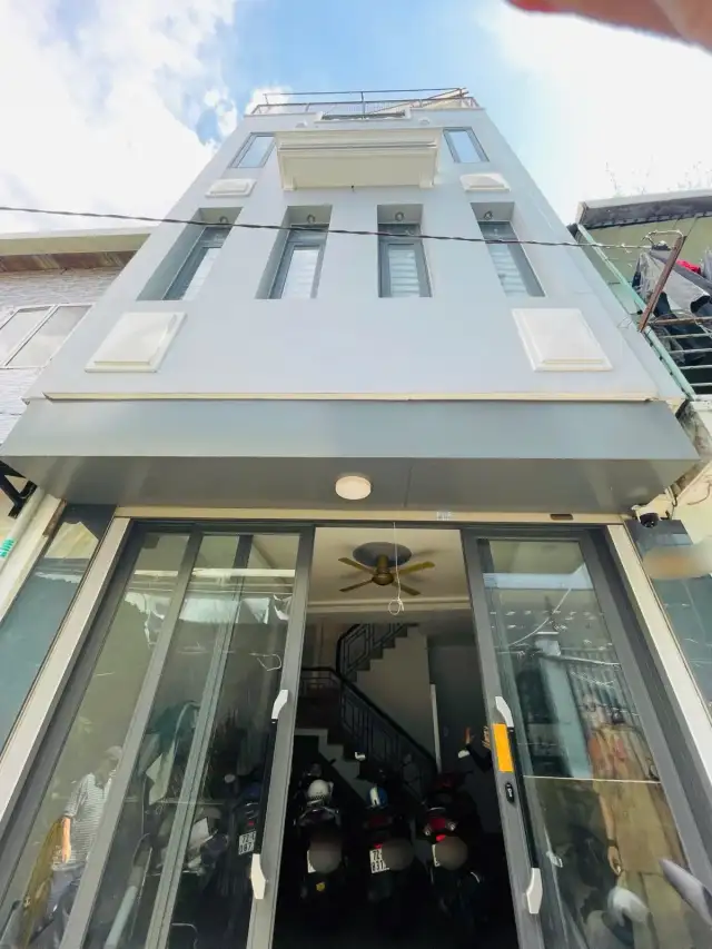Bán nhà mặt tiền Thiên Phước Quận 11, TP.HCM – 2 phòng ngủ, giá 4 tỷ Bán nhà mặt tiền Thiên Phước Quận 11, TP.HCM – 2 phòng ngủ, giá 4 tỷ
