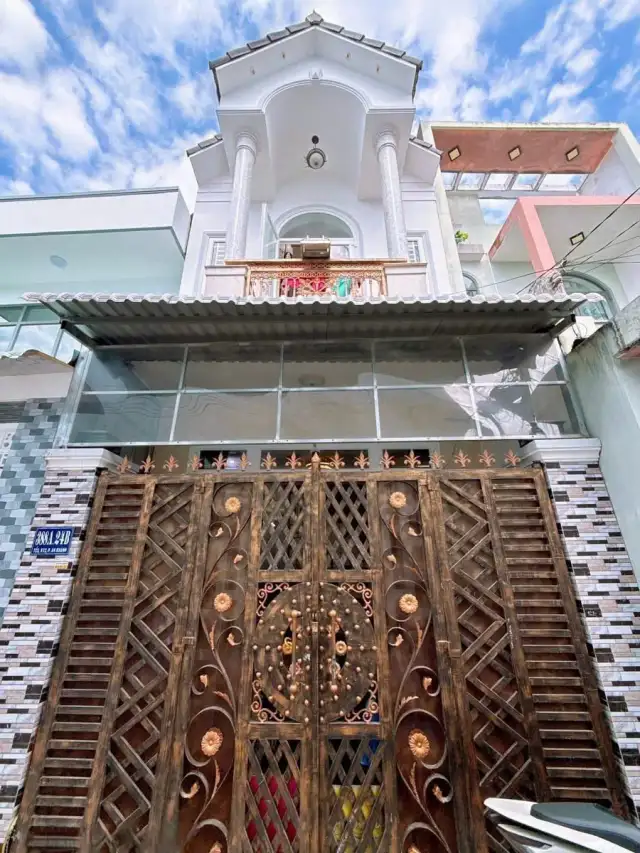 Bán nhà hẻm Nguyễn Văn Cừ Quận Ninh Kiều, TP. Cần Thơ – 3 phòng ngủ, giá 3.3 tỷ Bán nhà hẻm Nguyễn Văn Cừ Quận Ninh Kiều, TP. Cần Thơ – 3 phòng ngủ, giá 3.3 tỷ