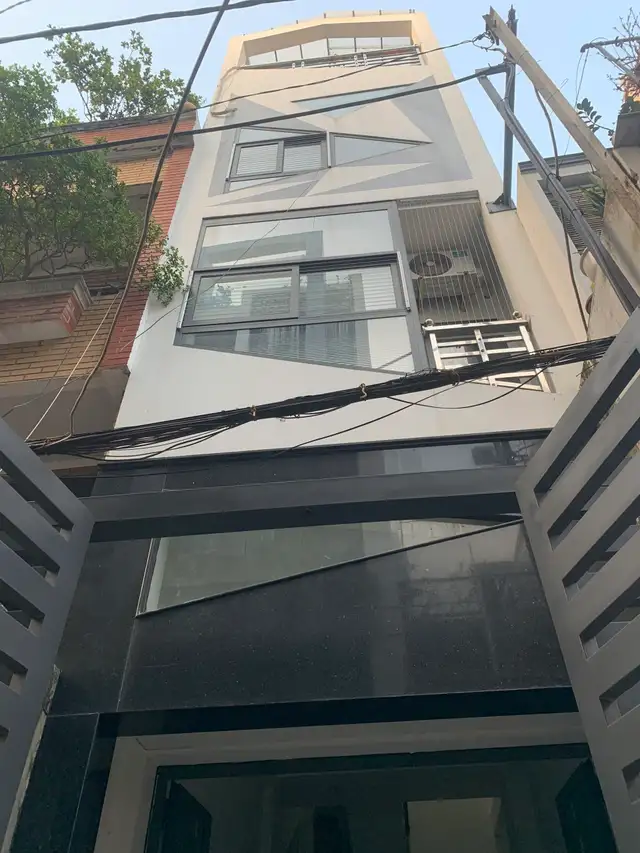 Bán nhà hẻm Hai Bà Trưng Quận 1, TP.HCM – 5 phòng ngủ, giá 16.9 tỷ Bán nhà hẻm Hai Bà Trưng Quận 1, TP.HCM – 5 phòng ngủ, giá 16.9 tỷ
