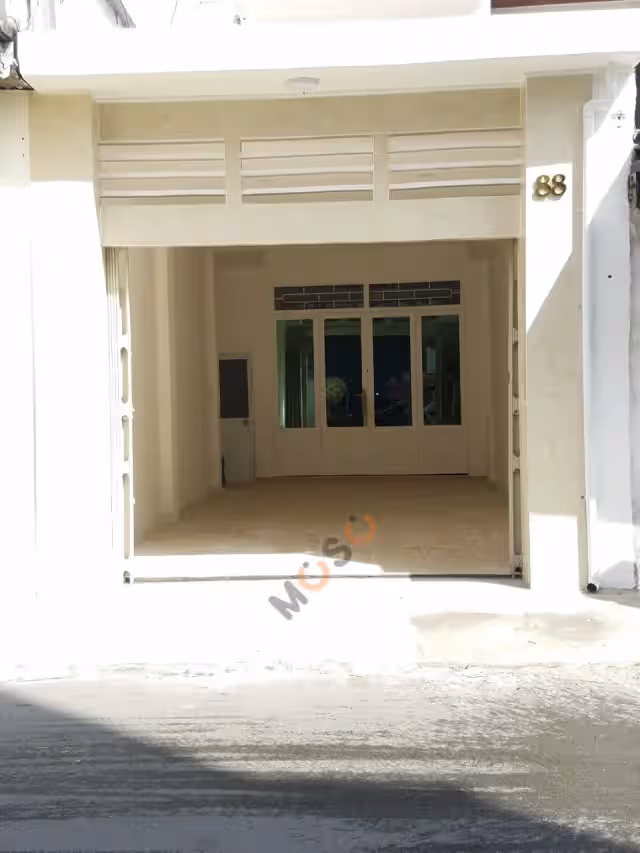 Bán nhà mặt tiền Đường Xóm Chiếu Quận 4, TP.HCM – 3 phòng ngủ, giá 15 tỷ Bán nhà mặt tiền Đường Xóm Chiếu Quận 4, TP.HCM – 3 phòng ngủ, giá 15 tỷ