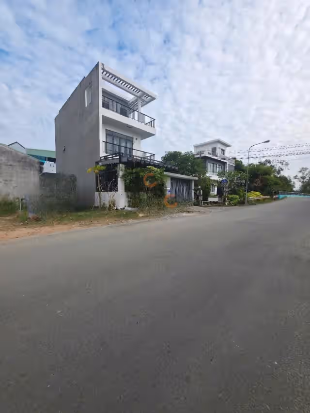 Bán đất Thửa 2027 - tờ 5, Đường Nguyễn Văn Luộng Thành phố Thuận An, Bình Dương – giá 4.3 tỷ