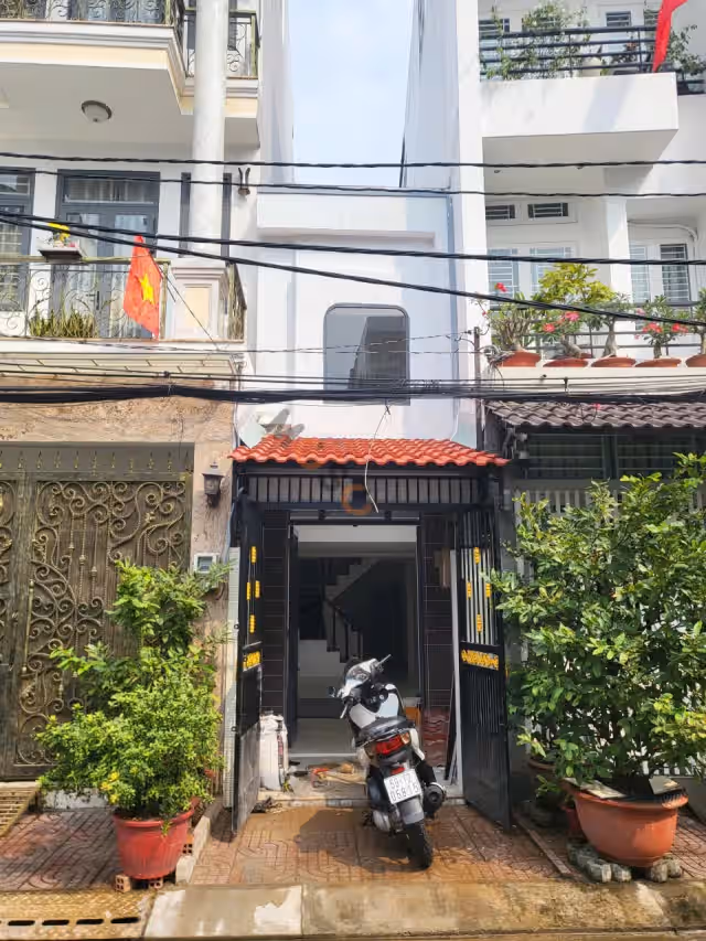 Bán nhà hẻm đường số 17 Quận 8, TP.HCM – 2 phòng ngủ, giá 4.7 tỷ Bán nhà hẻm đường số 17 Quận 8, TP.HCM – 2 phòng ngủ, giá 4.7 tỷ