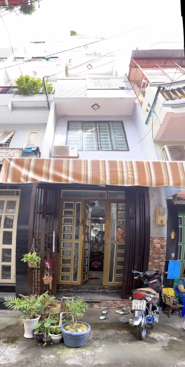 Bán nhà hẻm 285/101/4C Cách Mạng Tháng Tám Quận 10, TP.HCM – 9 phòng ngủ, giá 12.5 tỷ
