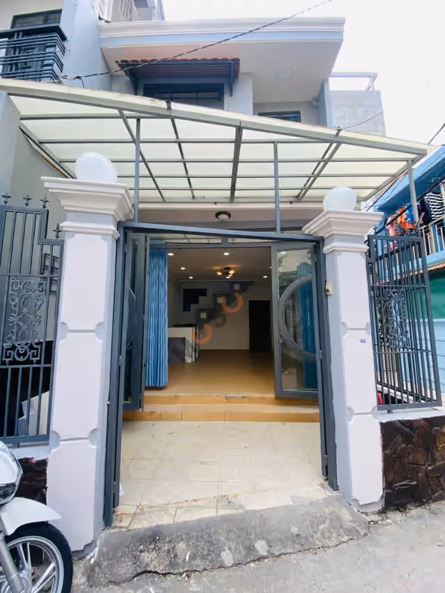 Bán nhà hẻm 94/10 Bùi Đình Tuý Quận Bình Thạnh, TP.HCM – 2 phòng ngủ, giá 6.8 tỷ Bán nhà hẻm 94/10 Bùi Đình Tuý Quận Bình Thạnh, TP.HCM – 2 phòng ngủ, giá 6.8 tỷ