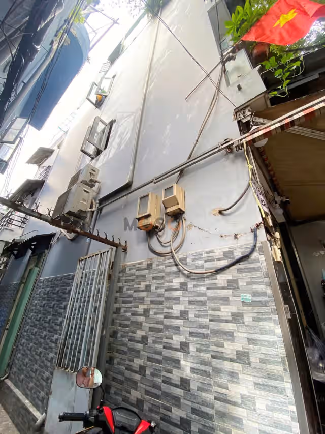 Bán nhà mặt tiền Đoàn Văn Bơ Quận 4, TP.HCM – 3 phòng ngủ, giá 6 tỷ Bán nhà mặt tiền Đoàn Văn Bơ Quận 4, TP.HCM – 3 phòng ngủ, giá 6 tỷ