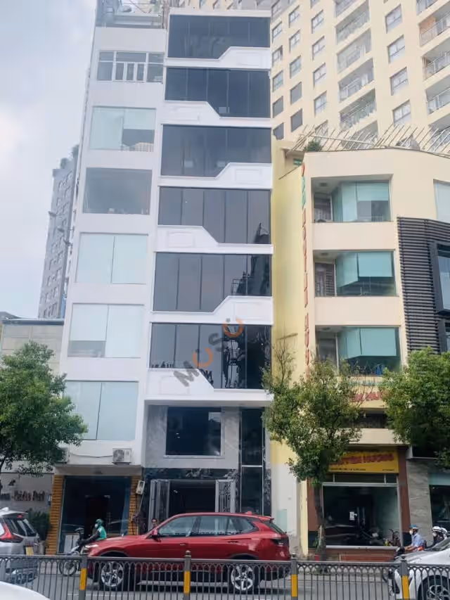 Bán nhà mặt tiền Nguyễn Văn Trỗi Quận Phú Nhuận, TP.HCM – 14 phòng ngủ, giá 30 tỷ