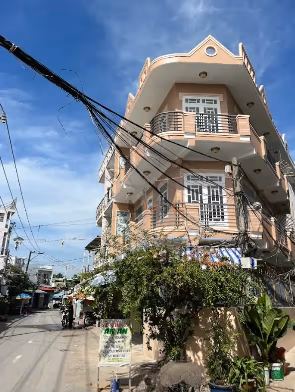 Bán nhà mặt tiền 2A Lý Đạo Thành Quận 8, TP.HCM – 4 phòng ngủ, giá 6 tỷ Bán nhà mặt tiền 2A Lý Đạo Thành Quận 8, TP.HCM – 4 phòng ngủ, giá 6 tỷ