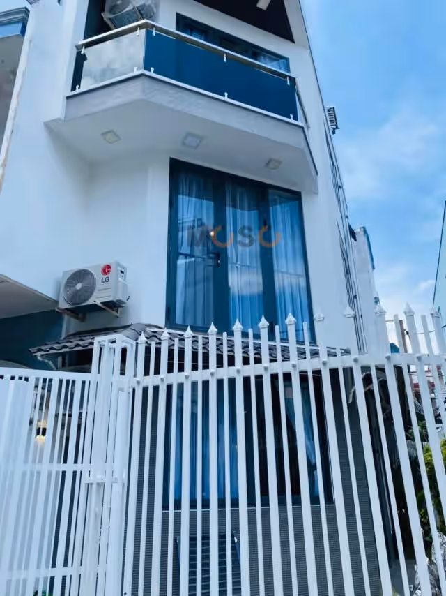 Bán nhà hẻm 32/53/56A Đường Ông Ích Khiêm Quận 11, TP.HCM – 2 phòng ngủ, giá 5.5 tỷ Bán nhà hẻm 32/53/56A Đường Ông Ích Khiêm Quận 11, TP.HCM – 2 phòng ngủ, giá 5.5 tỷ