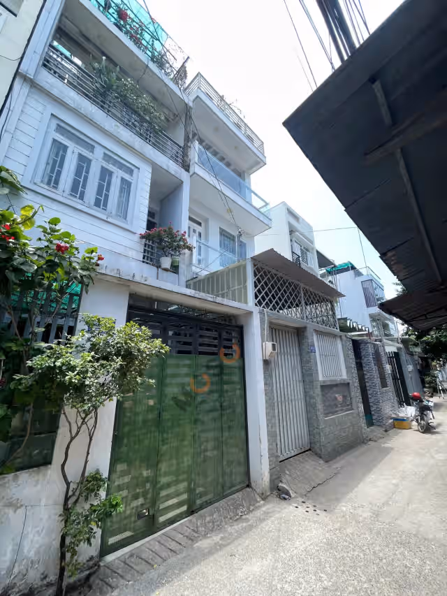 Cho thuê nhà hẻm 200/21/16A Lê Văn Việt Quận 9, TP.HCM – 3 phòng ngủ, giá 15 triệu