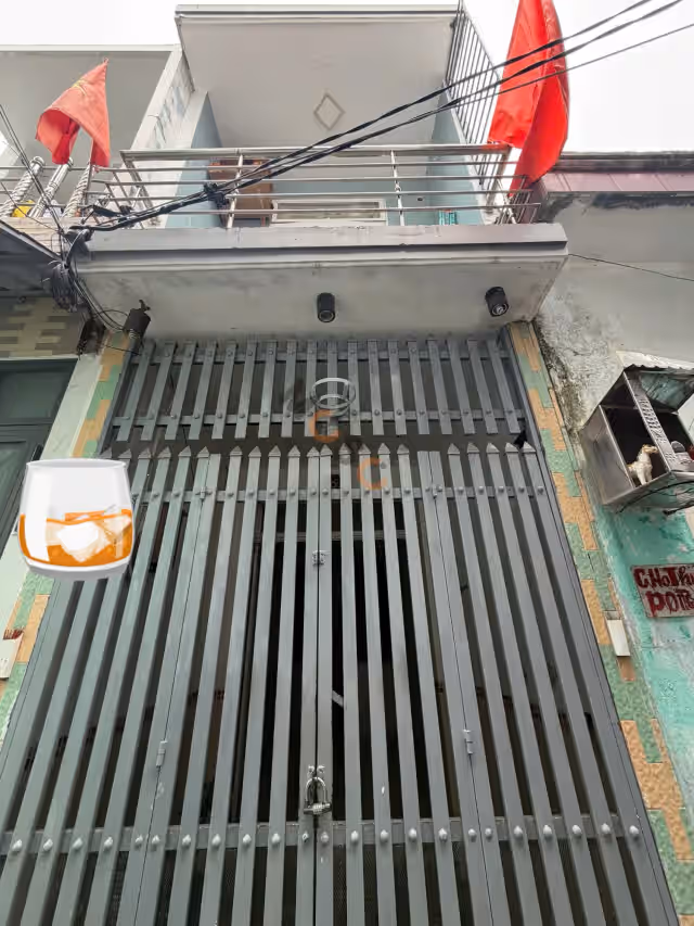 Bán nhà hẻm Đinh Tiên Hoàng Quận Thanh Khê, TP. Đà Nẵng – 1 phòng ngủ, giá 2.4 tỷ Bán nhà hẻm Đinh Tiên Hoàng Quận Thanh Khê, TP. Đà Nẵng – 1 phòng ngủ, giá 2.4 tỷ