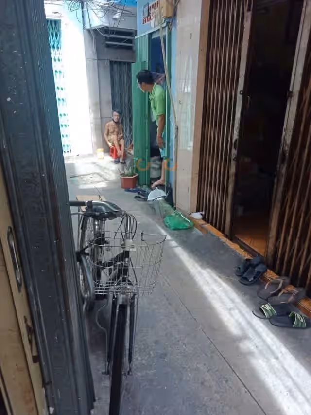 Bán nhà hẻm Đoàn Văn Bơ Quận 4, TP.HCM – 2 phòng ngủ, giá 3.4 tỷ Bán nhà hẻm Đoàn Văn Bơ Quận 4, TP.HCM – 2 phòng ngủ, giá 3.4 tỷ