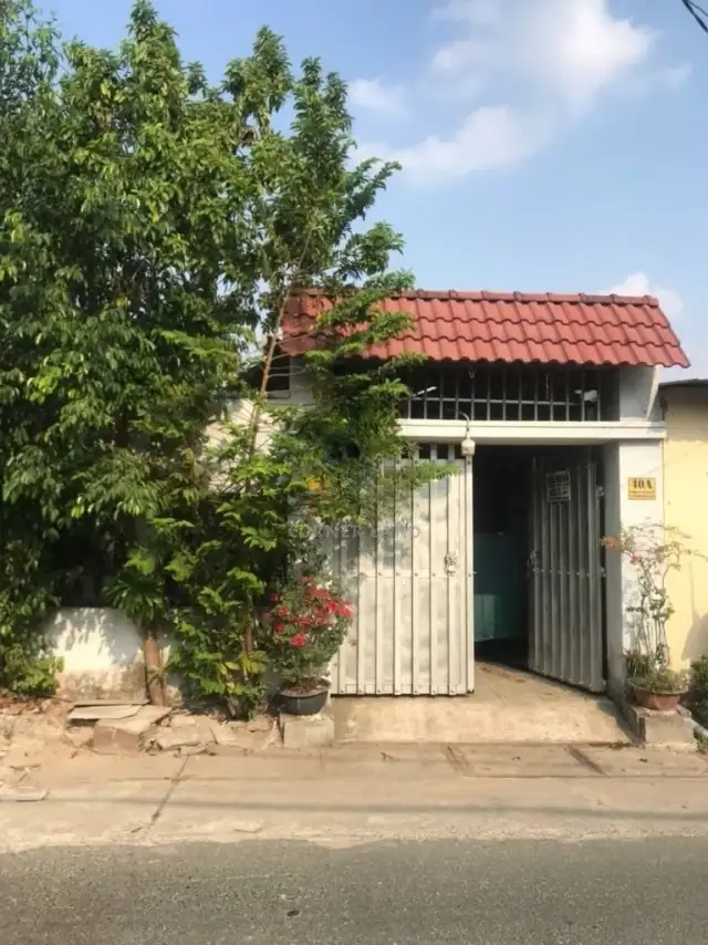 Bán nhà mặt tiền đường số 42 Huyện Củ Chi, TP.HCM – 2 phòng ngủ, giá 4.1 tỷ