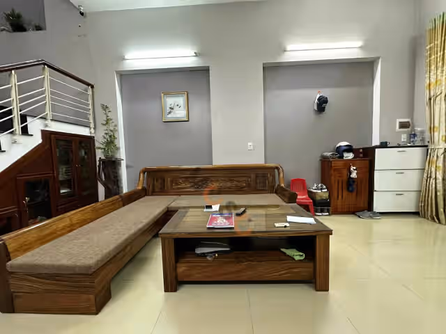 Bán nhà mặt tiền Lê Thiệt Quận Liên Chiểu, TP. Đà Nẵng – 3 phòng ngủ, giá 6.9 tỷ Bán nhà mặt tiền Lê Thiệt Quận Liên Chiểu, TP. Đà Nẵng – 3 phòng ngủ, giá 6.9 tỷ