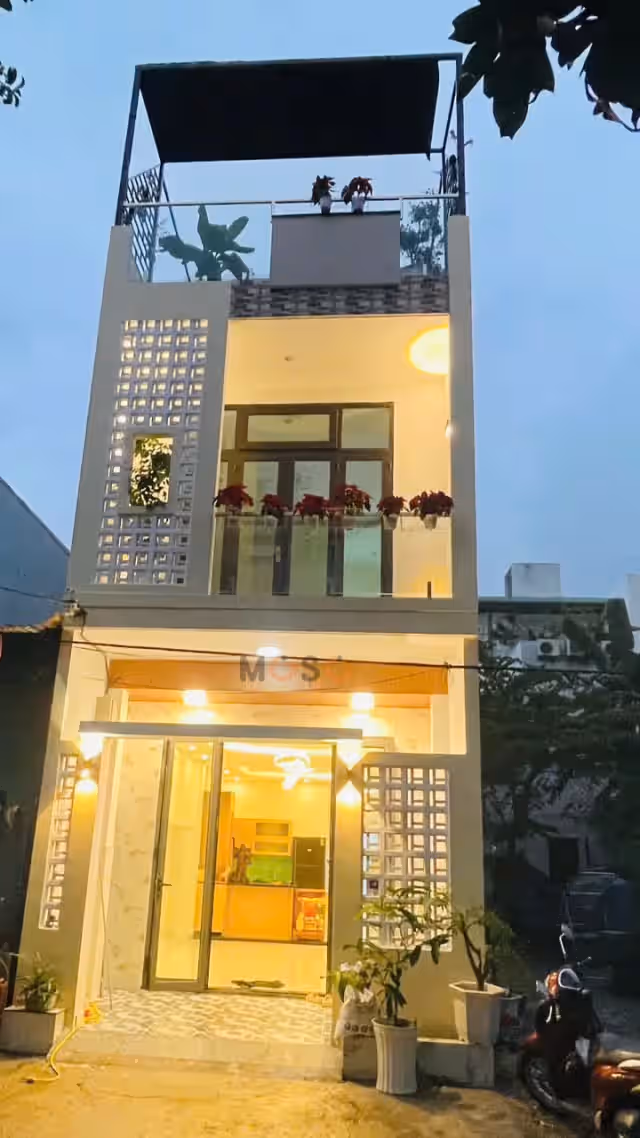 Bán nhà mặt tiền Hóa Sơn 6 Quận Hải Châu, TP. Đà Nẵng – 3 phòng ngủ, giá 8.8 tỷ