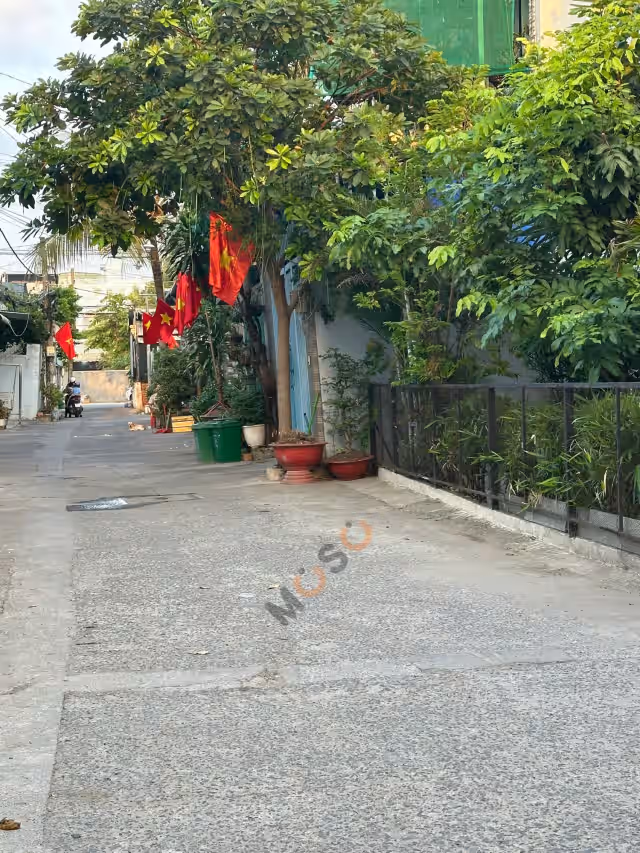 Bán nhà hẻm Thạnh Lộc 41 Quận 12, TP.HCM – 1 phòng ngủ, giá 6.5 tỷ Bán nhà hẻm Thạnh Lộc 41 Quận 12, TP.HCM – 1 phòng ngủ, giá 6.5 tỷ