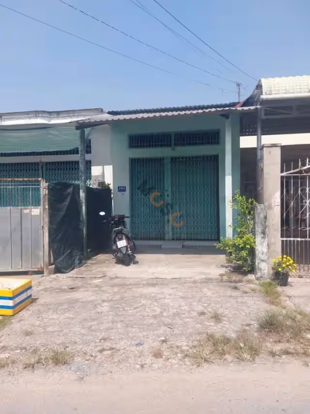 Bán nhà mặt tiền Đào Văn Thử Huyện Củ Chi, TP.HCM – 2 phòng ngủ, giá 1.9 tỷ