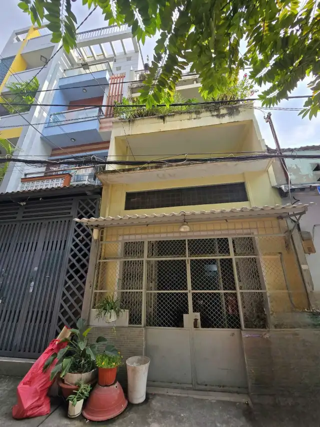 Bán nhà mặt tiền Bình Thới Quận 11, TP.HCM – 4 phòng ngủ, giá 9.3 tỷ Bán nhà mặt tiền Bình Thới Quận 11, TP.HCM – 4 phòng ngủ, giá 9.3 tỷ