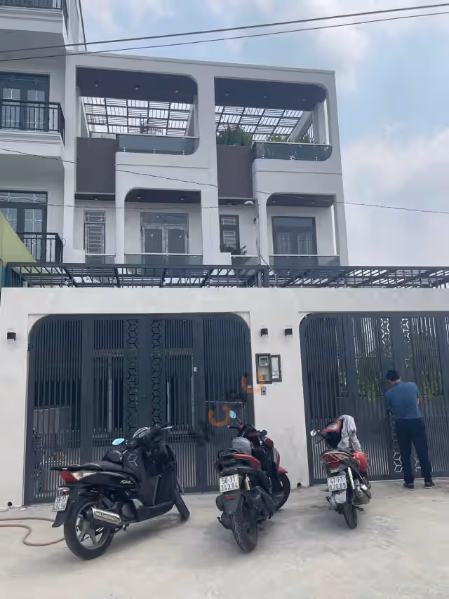 Bán nhà hẻm Hà Huy Giáp Quận 12, TP.HCM – 3 phòng ngủ, giá 6.4 tỷ