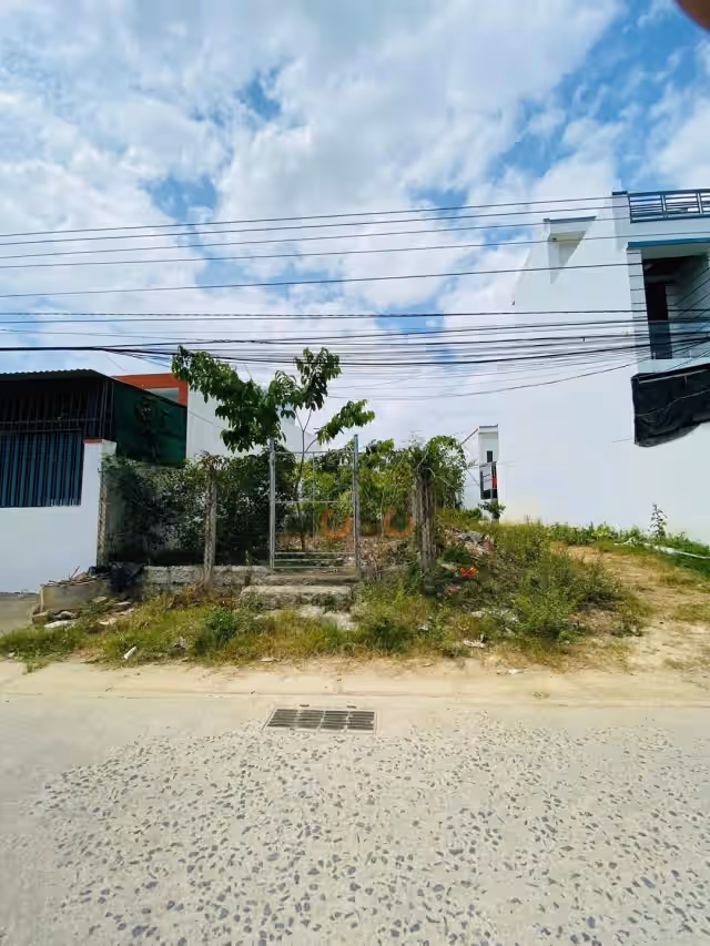 Bán đất Chùa Thiên Phú, thôn Phú Vinh Thành phố Nha Trang, Khánh Hòa – giá 2.6 tỷ Bán đất Chùa Thiên Phú, thôn Phú Vinh Thành phố Nha Trang, Khánh Hòa – giá 2.6 tỷ